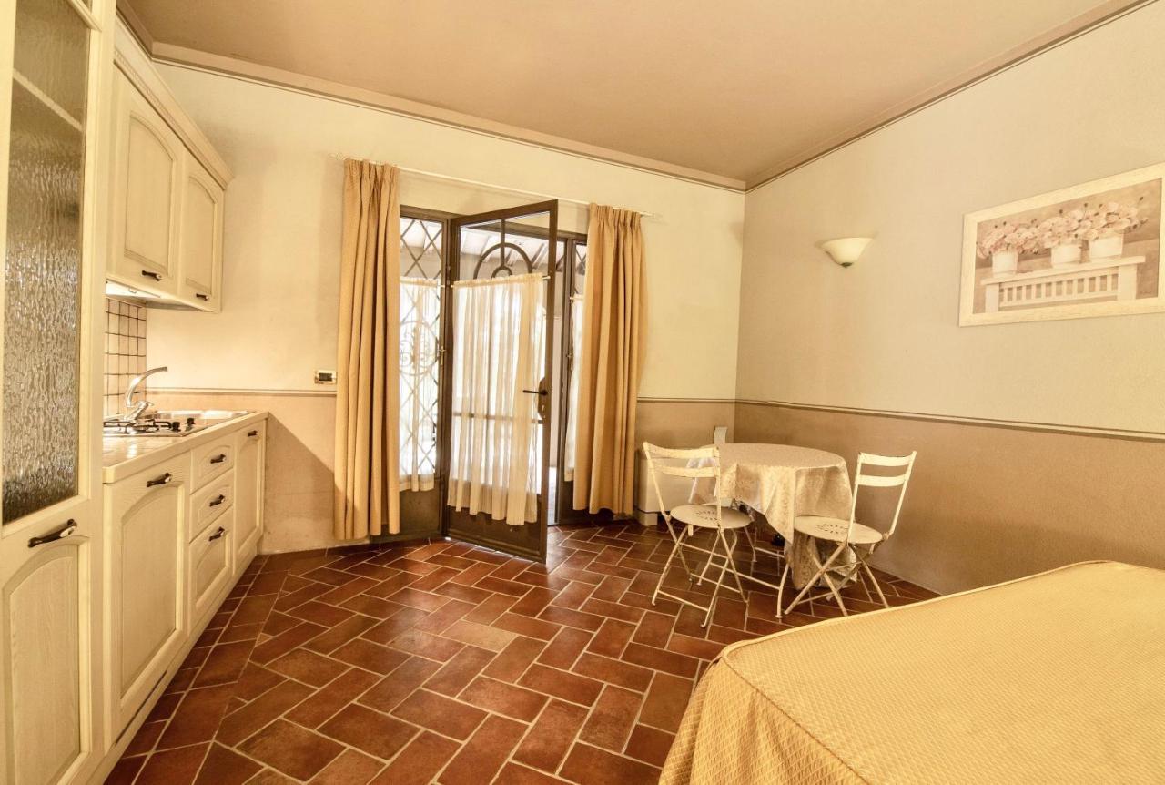 Apartments In Residence With Swimming Pool In Monteverdi Marittimo Dış mekan fotoğraf